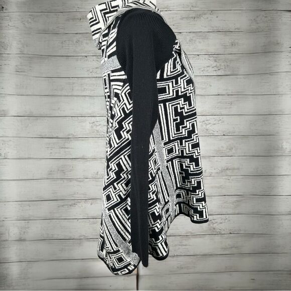 Sharon Young Hi-Low Loose Wrap Geometric Knit Cardigan Sweater M - Picture 3 of 9